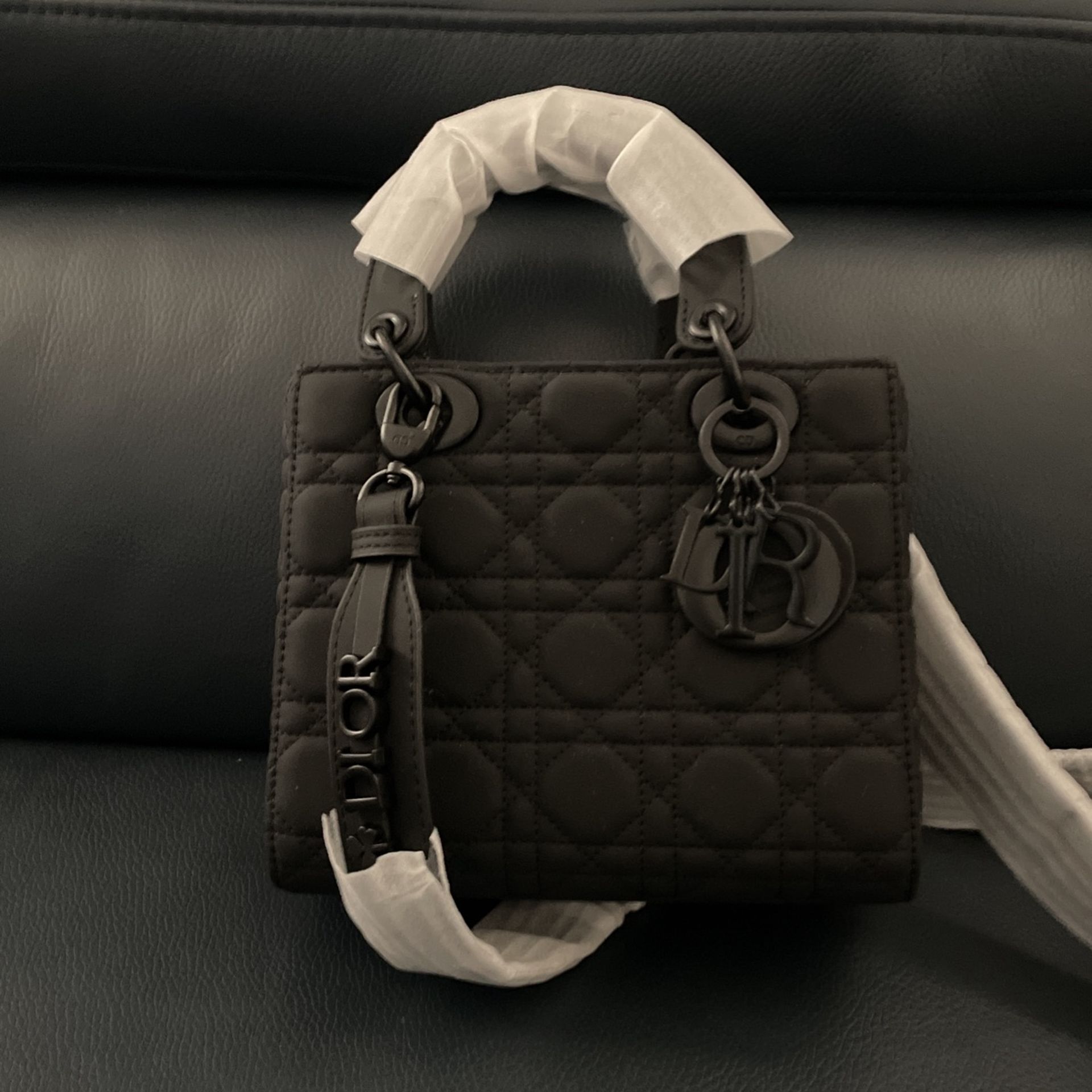 New UltraMatte Cannage Pattern Crossbody/ HandBag Black 