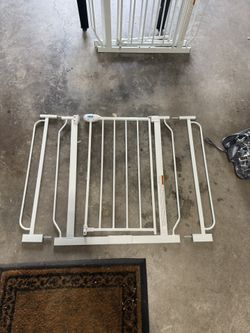 Regalo Easy Step Extra Wide Baby Gate