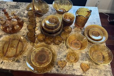 Indiana /Tiara Amber Dish Set