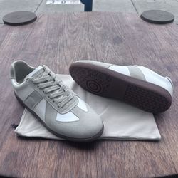 Maiso.n Margiel.a Sizes 10&10.5