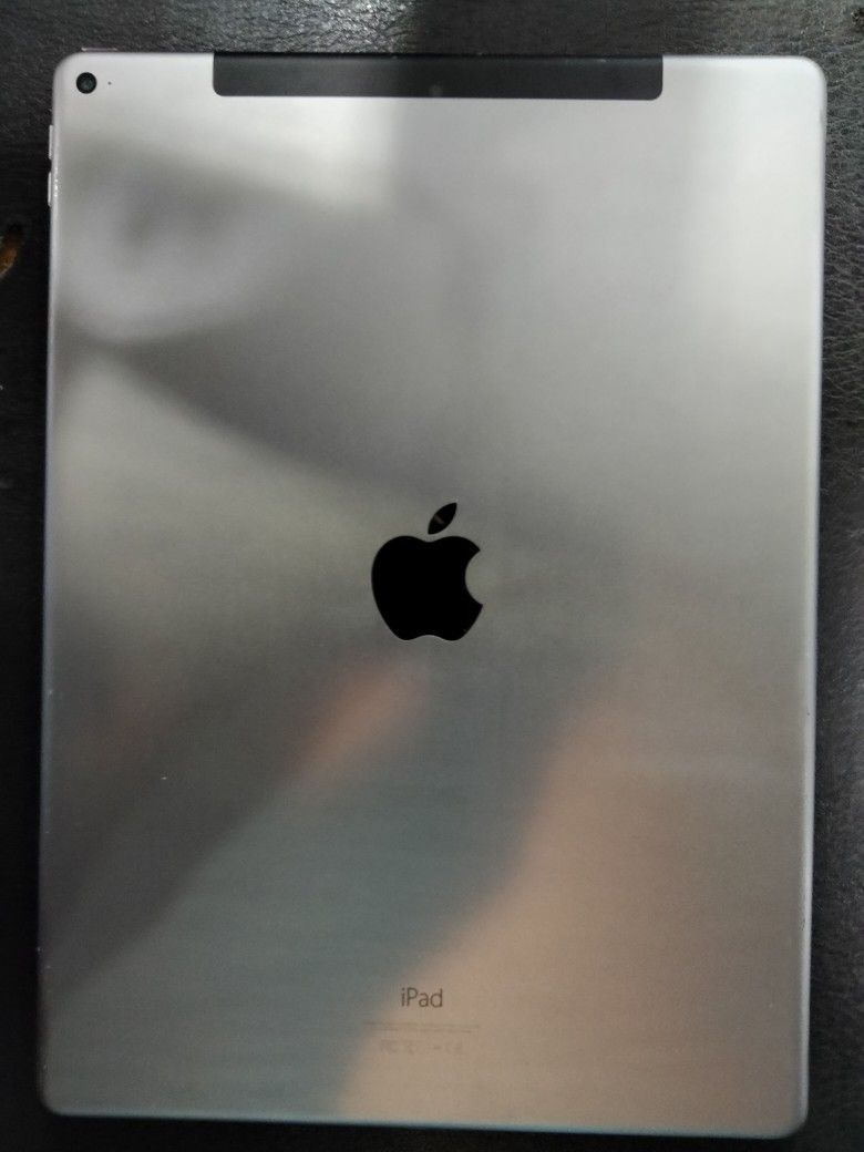 Apple iPad