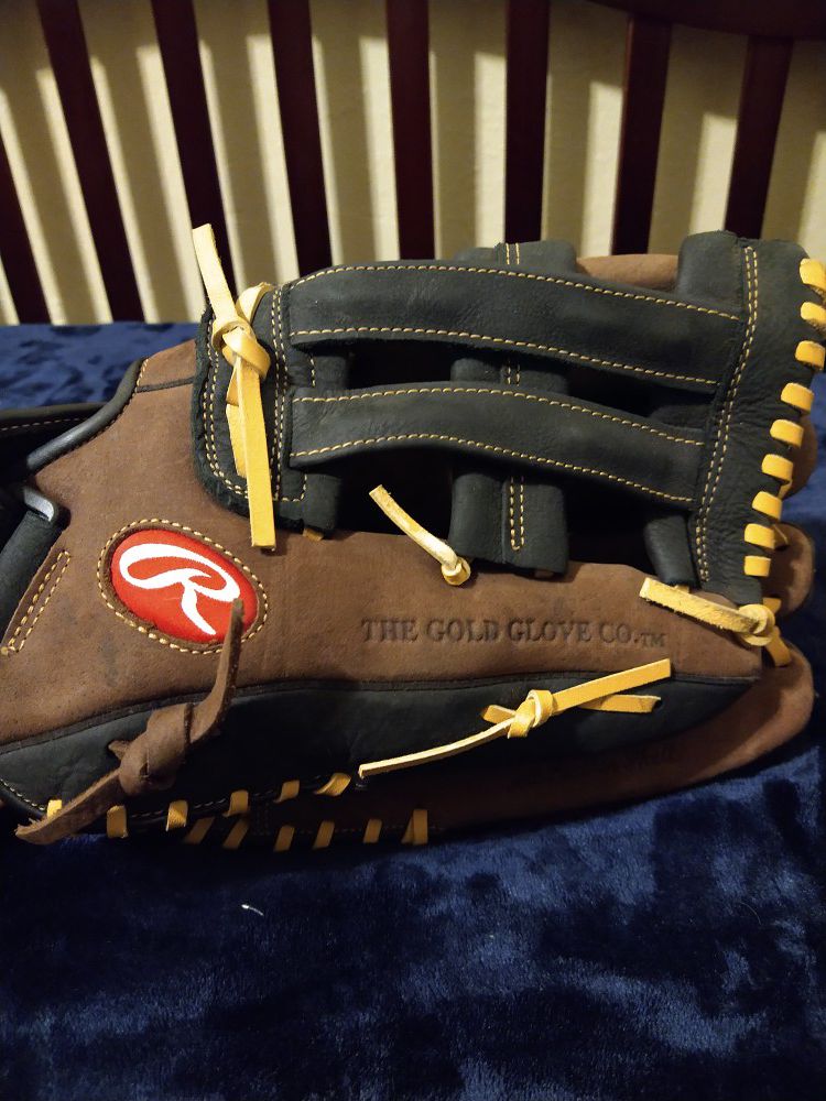 Rawlings 13in baseball glove
