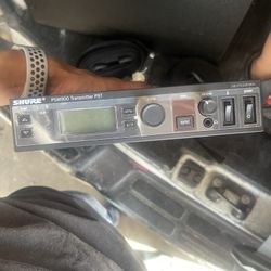 SHURE PSM 900 Wireless in Ear monitors 