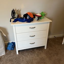 Small Kids Dresser 