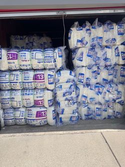 R-13x15 Unfaced insulation insolación