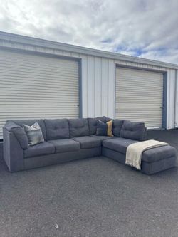 🛋️ Gray Checkered Sow Sectional Sofa with Chaise | COUCH+DELIVERY $550
