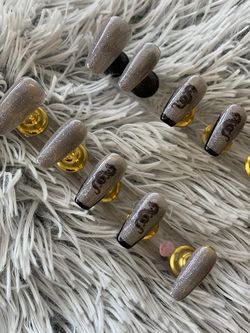 Press On Nails