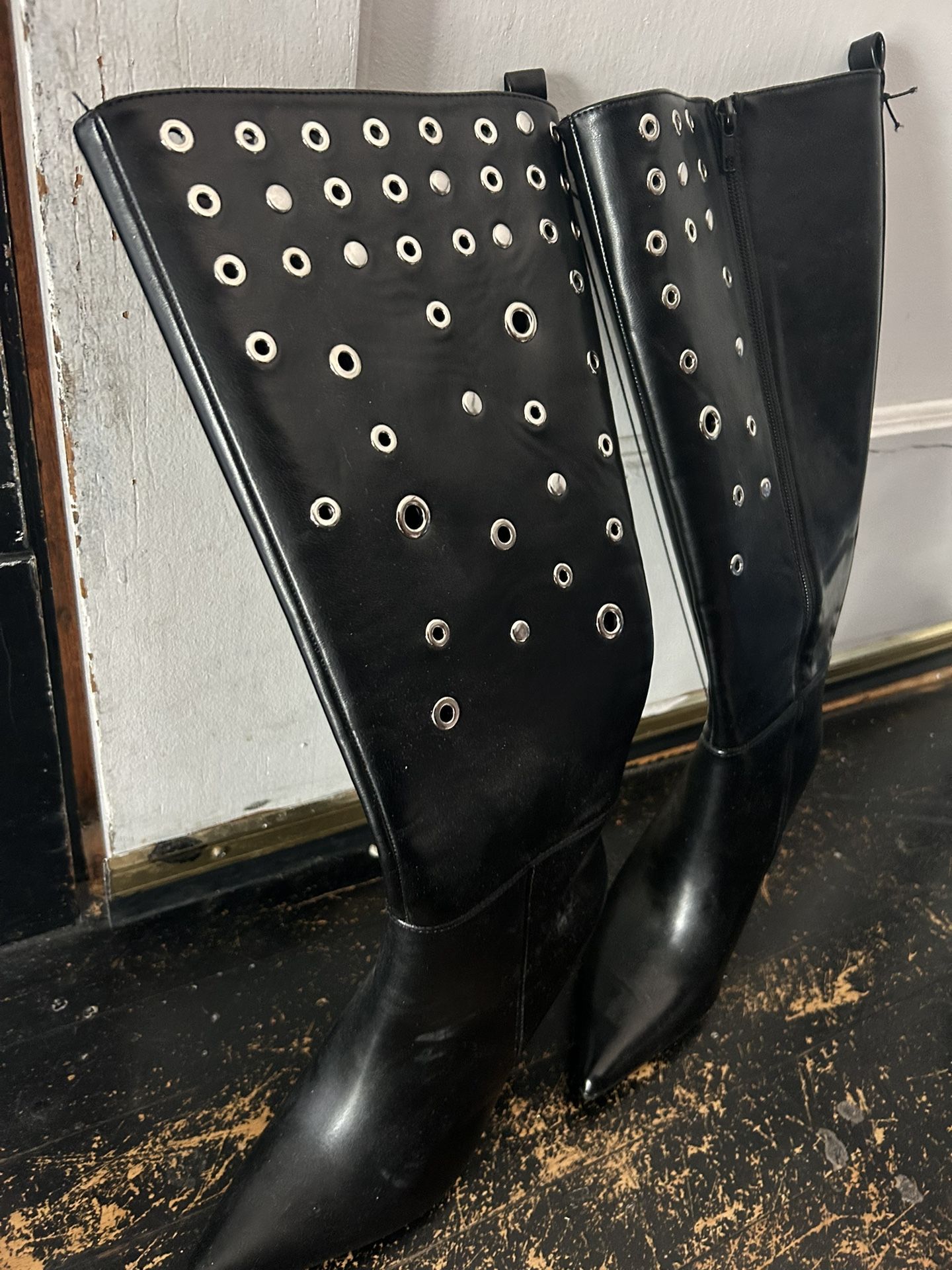 Brand New Heel Boots