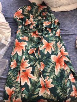 Medium Maxi Dress, slit on side
