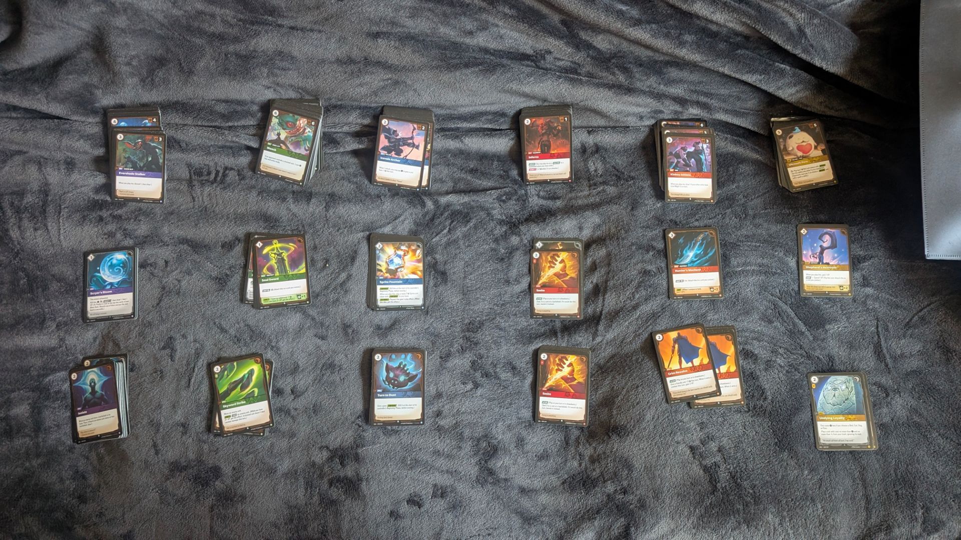 Riftbound cards for players and newcomers