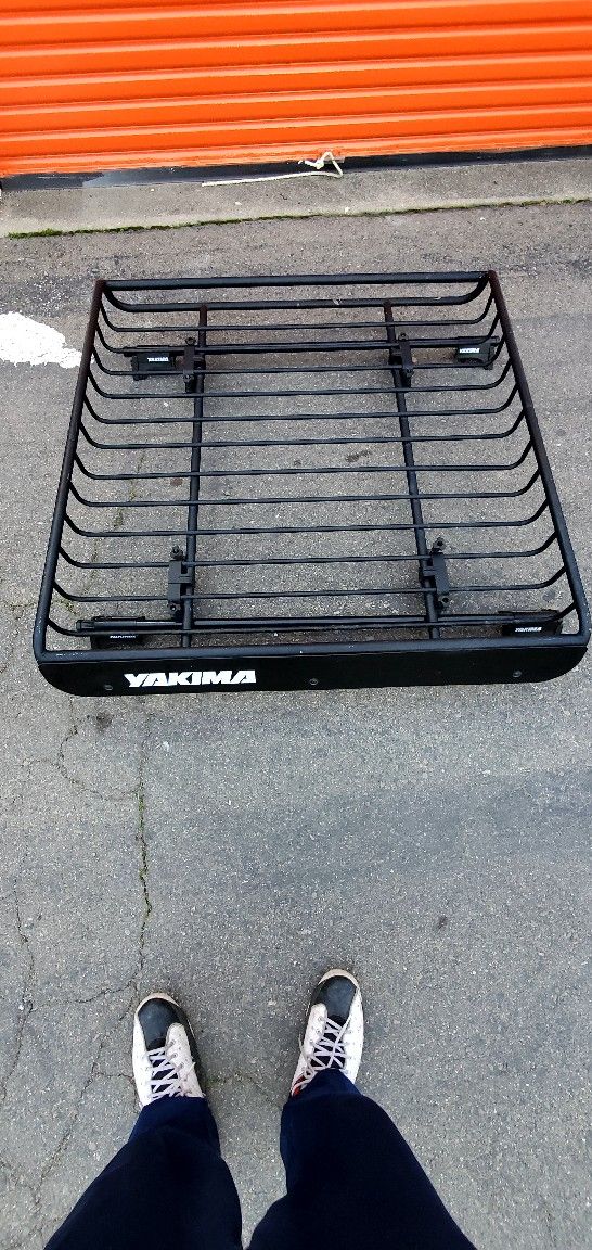 Yakima Roof Cage