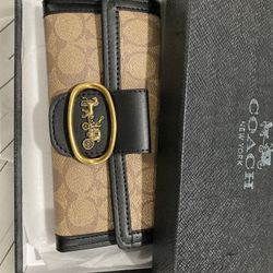 Women's wallet