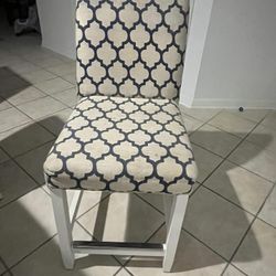 3 Cream Color Bar Stools