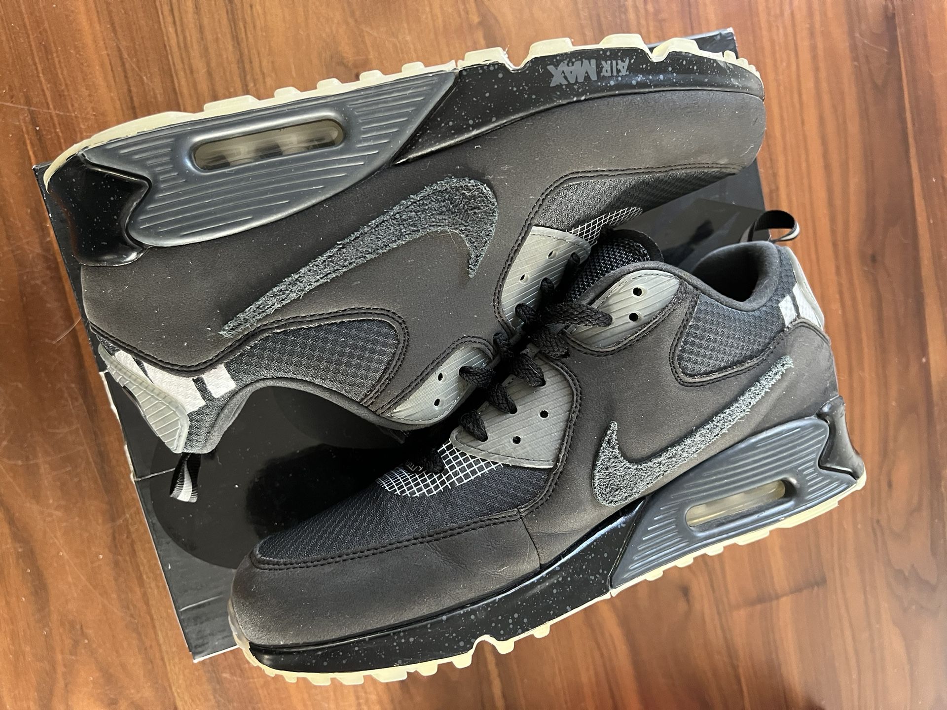 Nike air max 90 20 hotsell undefeated black