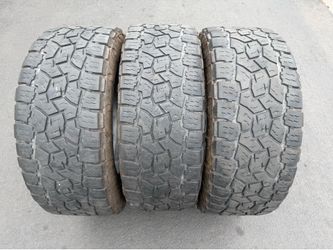 (3) 35x12.50R20 Toyo Open Country A/T