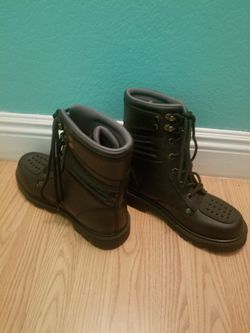 Roadchrome Motorcycle Boots...size 8/9 womens...Brand New!..Never Worn!