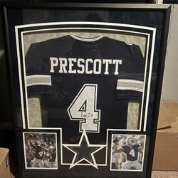 Framed Dak Prescott Jersey