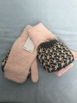 Pink justice mittens