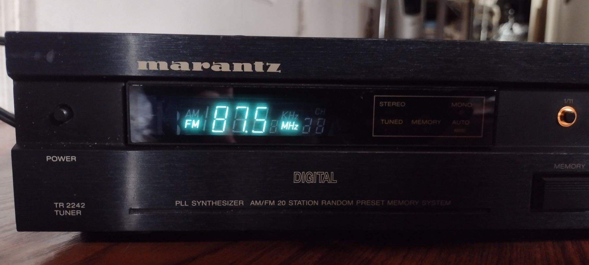 Marantz Legacy Series Tuner