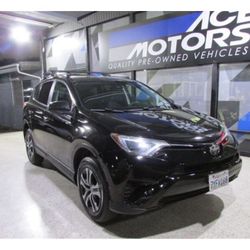 2017 Toyota RAV4 LE Sport Utility 4D $