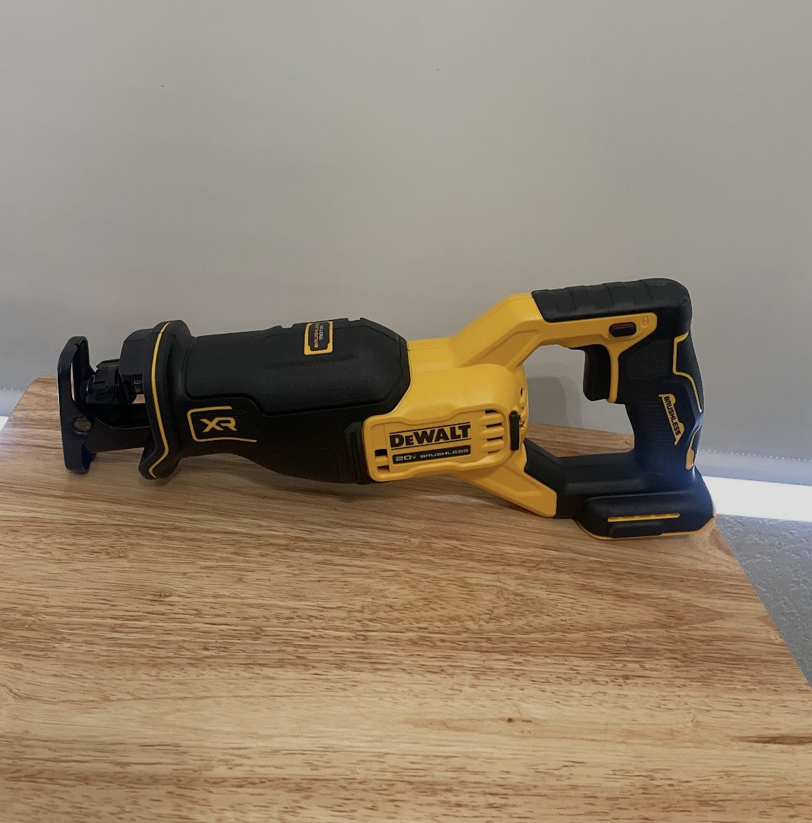 New Reciprocating Saw 20V XR BRUSHLESS Dewalt DCS382