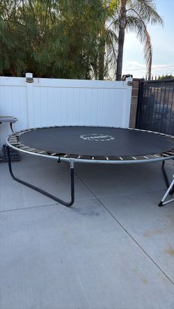 Trampoline 11ft