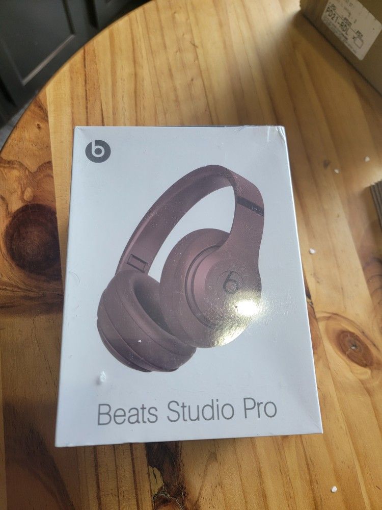 Beats Pro Max Generics Sealed