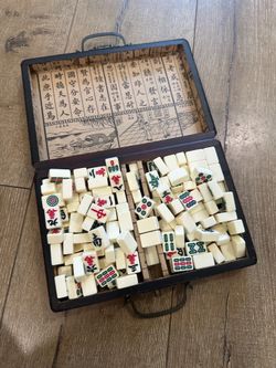 Mini Mahjong Set in Vintage-Style Carrying Case