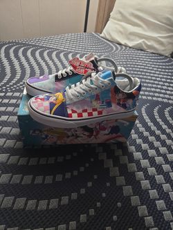 Sailor Moon Vans 2022