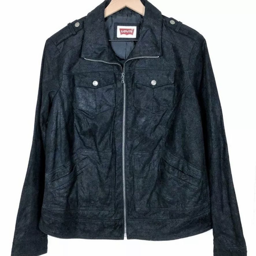 NWT Levi’s Women’s Suede Motorcycle Jacket xlrg black