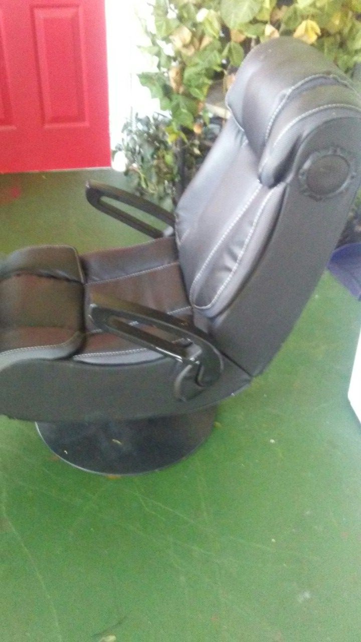 X Rocker Pro gaming chair