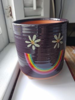NIB Natural Life Flower Pot