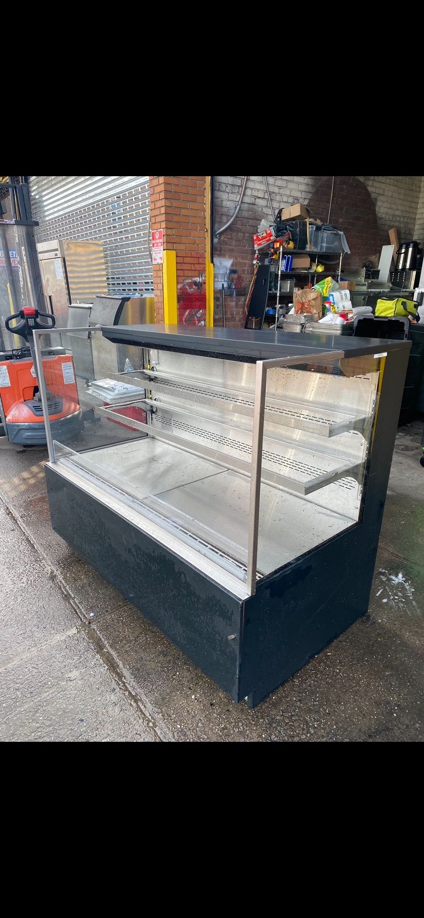 5 Ft Garb And Go/open Case Refrigerator