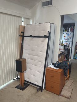 Twin Size Mattress - Ultra Soft - Barely Ever Used