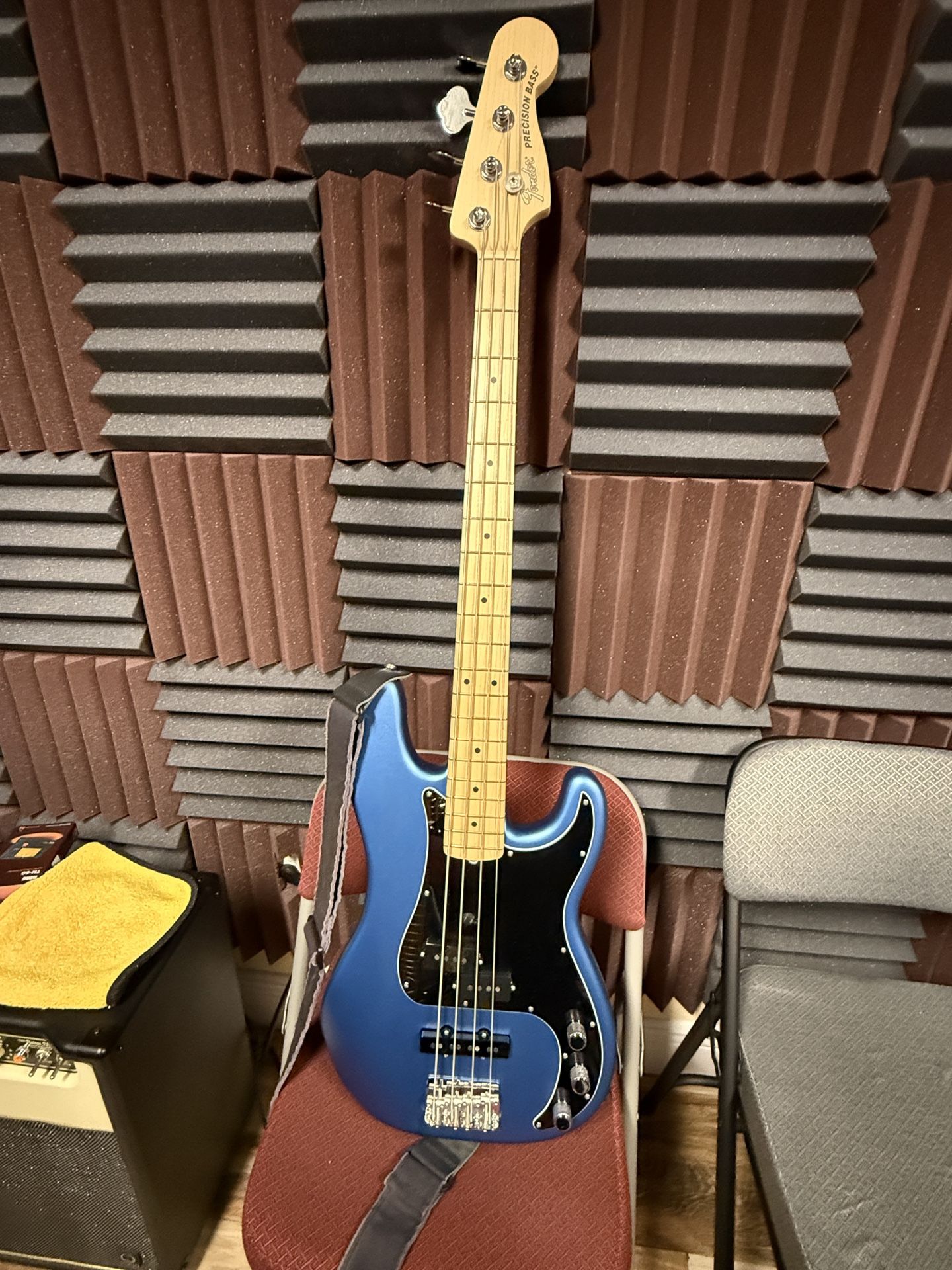 Fender Blue American Precision Bass