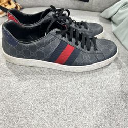 GUCCI Ace GG Supreme Dark Gray Sneakers
