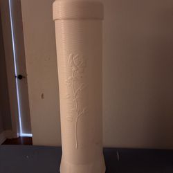 MCM Breamco Blow Mold Toilet Paper Roll Holder