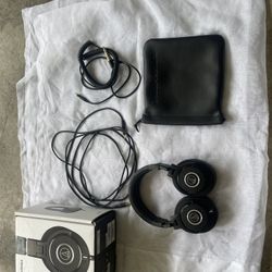 Audio Technica ATH-M40 x