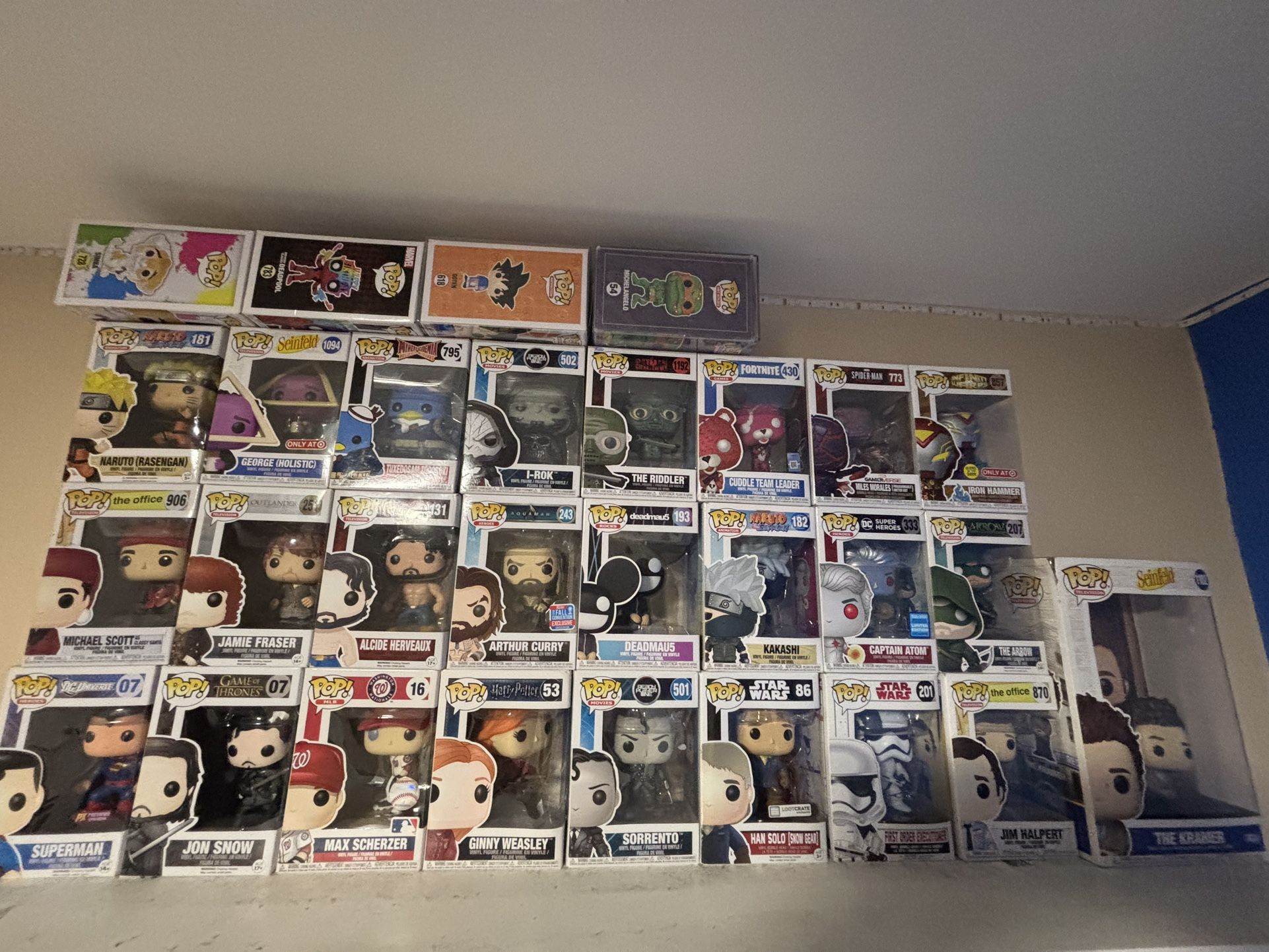 25+ Funko Pops (Read Description)