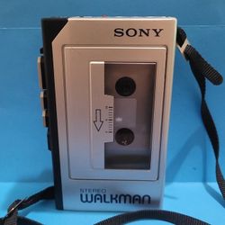 Vintage Sony WM-1 Stereo Walkman Cassette Player PARTS/ REPAIR.
