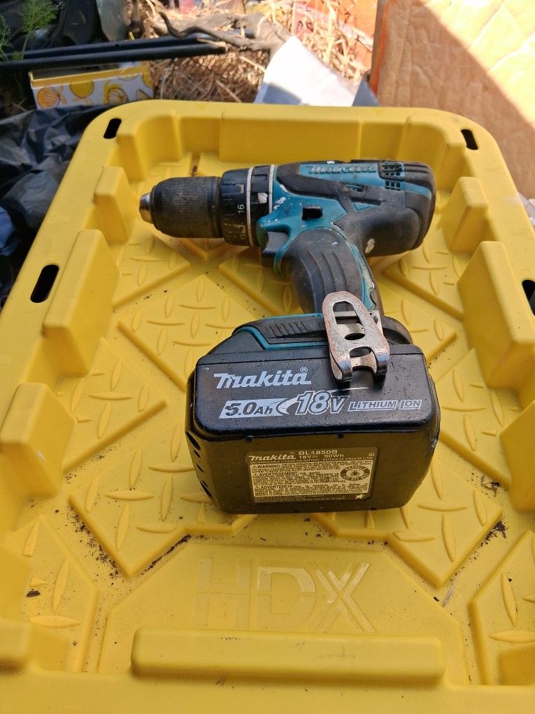 Makita Cordless Hammer Driill