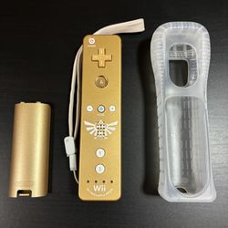 Gold Zelda Skyward Sword Wii Remote w/ Motion Plus Inside and Sleeve