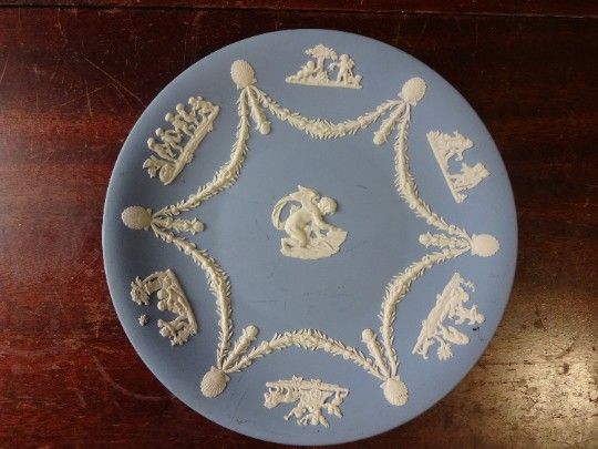 Wedgwood Jasperware Blue Cherub Plate