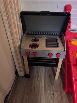 Kids bbq kitchen