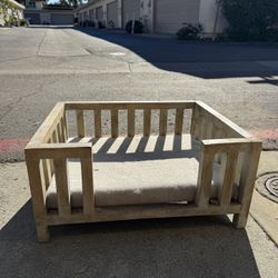 Wood Pet Bed 