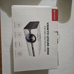 Portable Video Projector VANKYO 410W