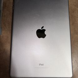 5th Gen iPad 32GB