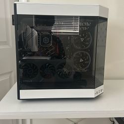 Gaming Pc Barely Used With 2 Monitors 
