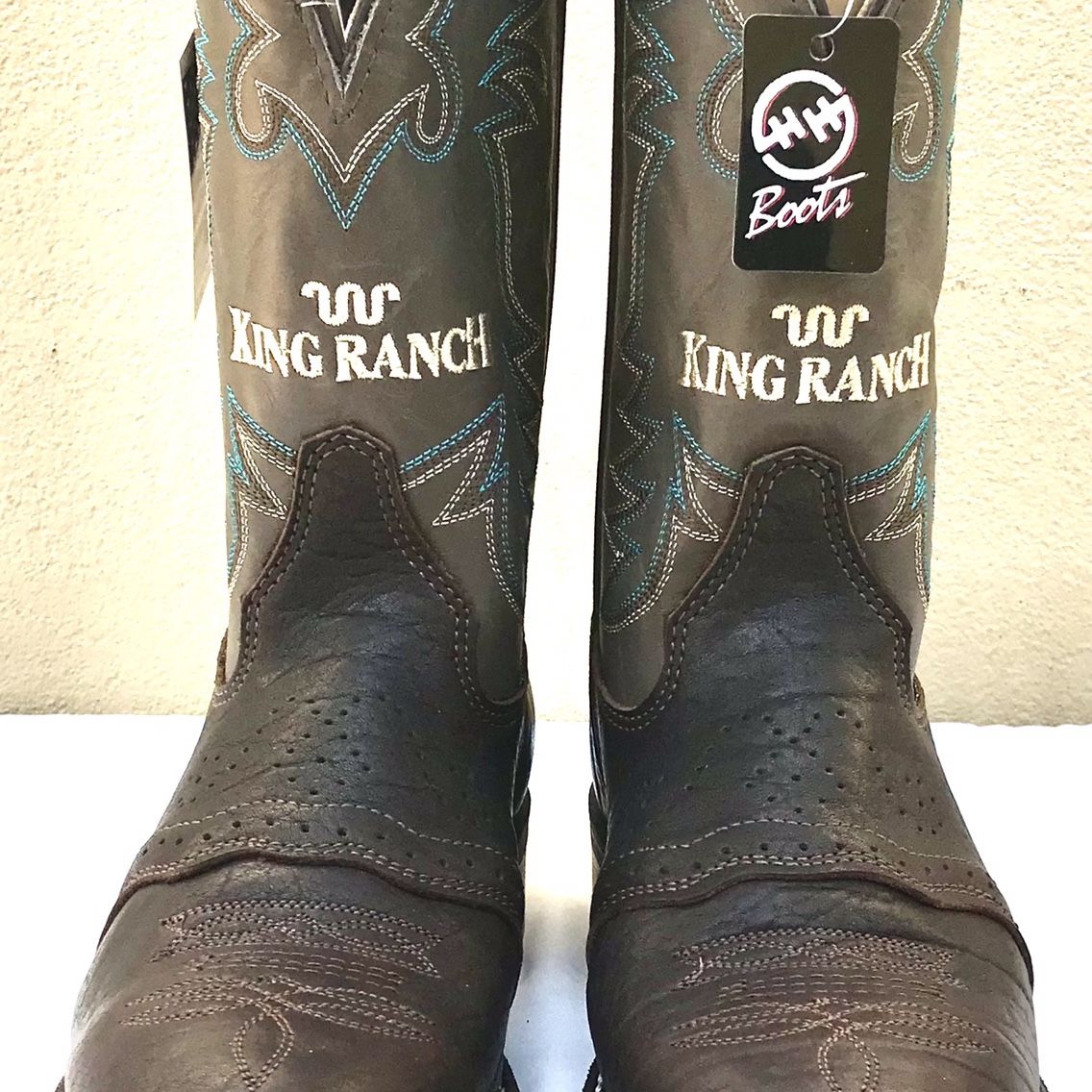 King Ranch Boots For Owners of the Ford King Ranch Trucks Suv s for Sale in El Paso TX OfferUp