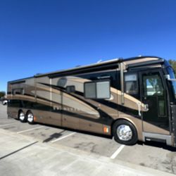 2006 Fleetwood, American Tradition 40L tag axle